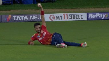 Harshal Patel Comes Up With Yuzvendra Chahal-Like Pose After Taking Catch To Dismiss Sameer Rizvi During CSK vs PBKS IPL 2024 Match, Video Goes Viral