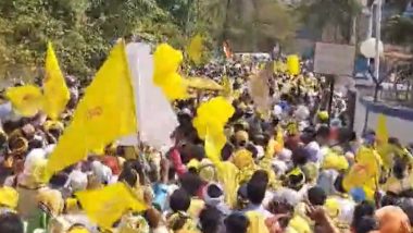 Purulia Lok Sabha Election 2024: Independent Candidate Ajit Prasad Mahato Arrives on Buffalo To File Nomination in West Bengal (Watch Video)