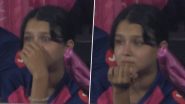 Rajasthan Royals Fan Spotted Crying in the Stands of MA Chidambaram Stadium As Rajasthan Royals Lose to Sunrisers Hyderabad in IPL 2024 Qualifier 2 (Watch Video)