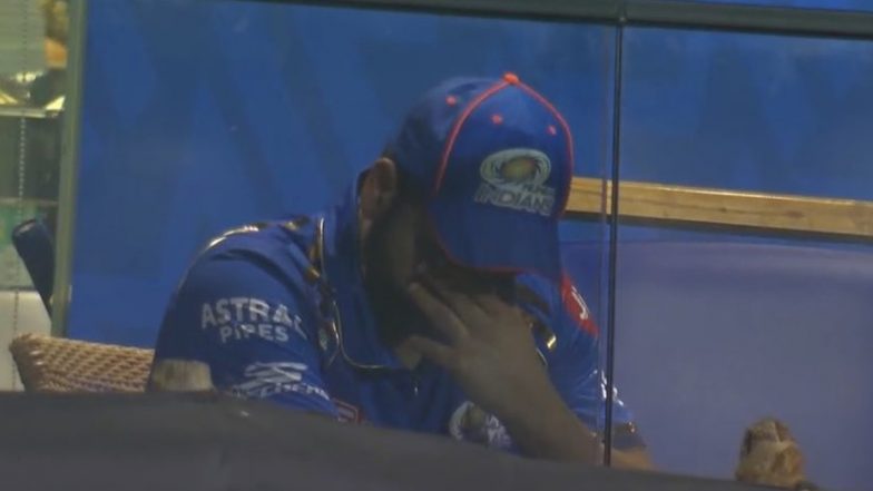 Was Rohit Sharma Crying in Dressing Room After Being Dismissed Cheaply in MI vs SRH IPL 2024 Match? Fans Claim So, Watch Viral Video