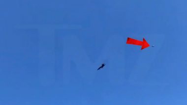 UFO Sighting in US: 'Alien Spaceship' Surprises Spectators During Blue Angels Airshow in New York, Video Surfaces
