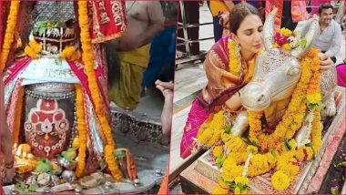 Vaani Kapoor at Mahakaleshwar Temple in Ujjain Photos: Bollywood Actress Offers Prayers, Whispers Her Wishes Into the Ears of 'Nandi' at Mahakal Temple