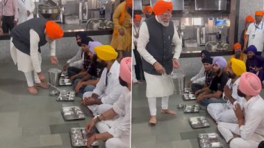 PM Narendra Modi Volunteers for Seva at Patna Sahib Gurudwara in Bihar, Video of Prime Minister Serving Langar Surfaces