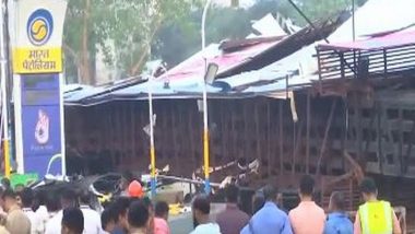 Ghatkopar Hoarding Collapse: Death Toll Now Goes up to 14, 74 People Rescued Alive After Illegal Billboard Falls in Mumbai Due to Heavy Rains and Strong Winds (Watch Videos)