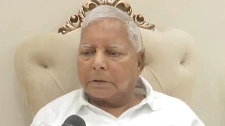 Lalu Prasad Yadav Taunts PM Narendra Modi Ahead of Patna Roadshow, Says 'PM Has Hit the Road After Three Phases of Polls, Will Be Impelled To Visit Every Street in Remaining Four'