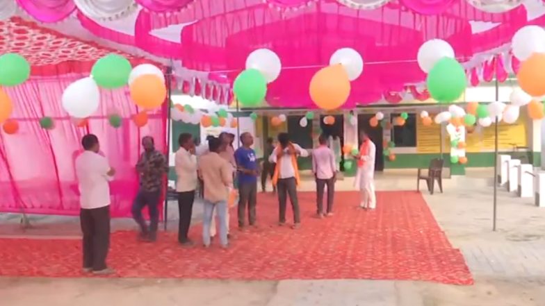 Uttar Pradesh Lok Sabha Elections 2024 Phase 5: Polling Begins for 14 Seats in Fifth Phase of General Polls in UP (Watch Video)