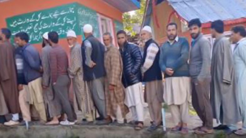 Jammu and Kashmir Assembly Elections 2024: Polling Begins in J&K for First Time Since Article 370 Abrogation, 219 Candidates in Fray for 24 Seats