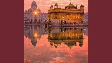 Bandi Chhor Divas 2024: Devotees Pay Obeisance at Golden Temple, Dip in ‘Sarovar’ in Punjab’s Amritsar (Watch Video)