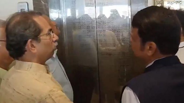 Uddhav Thackeray and Devendra Fadnavis Share Same Lift While Going to Vidhan Sabha, Political Eyebrows Shoot Up as BJP leaders Hobnob With Shiv Sena (UBT) Chief (Watch Video)