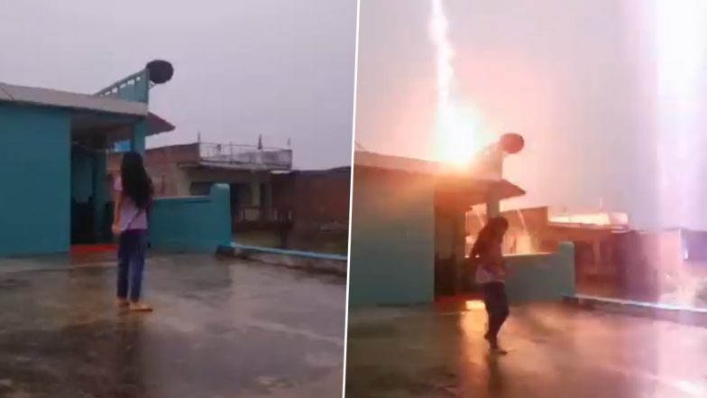 Bihar: Girl Making Instagram Reels in Rain Miraculously Survives Multiple Lightning Strikes in Sitamarhi, Heart-Stopping Video Goes Viral