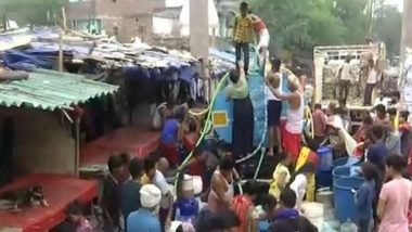 Delhi Water Crisis: Residents Queue for Tankers in Okhala and Mayur Vihar Amid Ongoing Shortage (Watch Video)