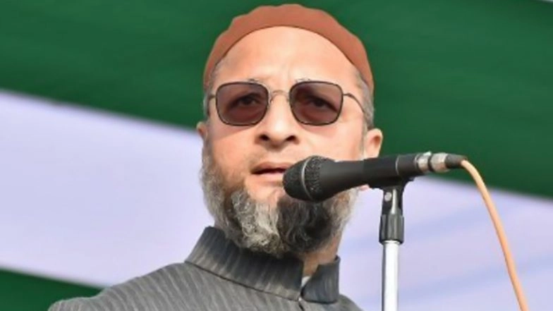 Waqf Act Overhaul: AIMIM President Asaduddin Owaisi Claims Modi Government Wants To Snatch Waqf Properties From Muslims and Interfere With Religious Freedom via Proposed Bill (Watch Video)