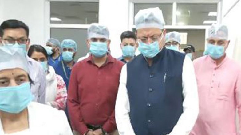Rudraprayag Tempo Accident: Uttarakhand CM Pushkar Singh Dhami Meets Victims After Vehicle Falls Into Gorge on Rishikesh-Badrinath Highway, Probe On (Watch Videos)