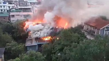 Manipur Fire: Massive Blaze Erupts at Secretariat Complex Near CM N Biren Singh’s Official Bungalow in Imphal (Watch Video)