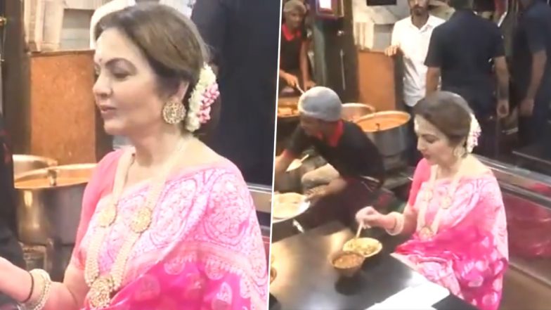 Anant Ambani-Radhika Merchant Wedding: Nita Ambani Offers Invitation to Lord Shiva at Kashi Vishwanath Temple in Varanasi, Relishes Food at Local Chat Shop (Watch Videos)