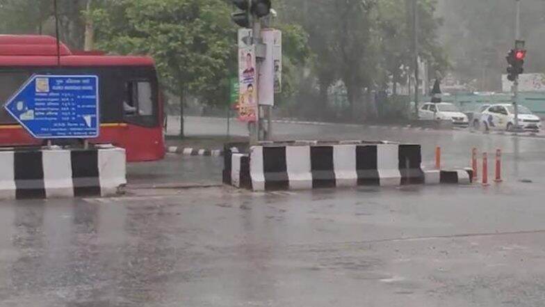 Heavy Rainfall in Delhi Brings Relief From Heat for Residents