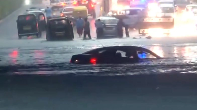 Delhi Rains: AAP Government To Set Up 24-Hour Control Room To Monitor City’s Waterlogging Situation After Heavy Rain (Watch Video)
