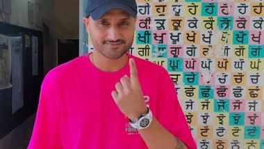 Sports News | Harbhajan Singh Cast His Vote in Last and Final Phase of Lok Sabha Elections 2024