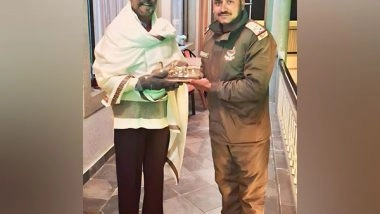 Entertainment News | Uttarakhand Police Felicitates Rajinikanth on Superstar's Badrinath, Kedarnath Darshan