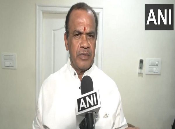 India News | Telangana Phone Tapping Case: Congress Demands Red Corner Notice Against KCR's Son-in-law