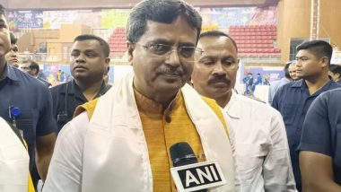 India News | Tripura CM Manik Saha Visits Padma Shri Awardee Chitta Maharaj in Hospital