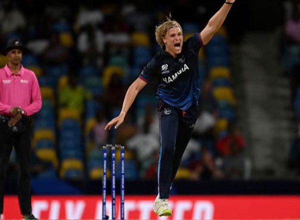 Sports News | T20 WC: Ruben Trumpelmann's Lethal Spell Helps Namibia Bundle out Oman for 109