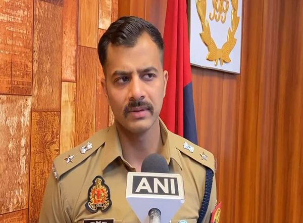 India News | UP: 3 People Involved in Heist Arrested After Encounter at Greater Noida, Hunt on to Nab 4th Accused