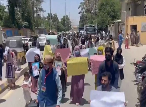 World News | Pakistan: Family Members of Forcibly Disappeared Baloch Students Stage Protest in Quetta