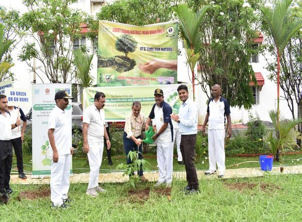 India News | Kerala: Indian Coast Guard Organises Mass Tree Plantation Drive on World Environment Day