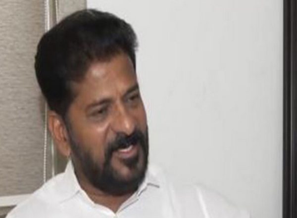 India News | Revanth Reddy Speaks with Chandrababu Naidu, Congratulates Him for TDP's Landslide Victory in Andhra Assembly Polls
