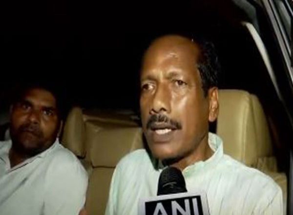 India News | Outgoing Odisha CM Holds Discussion with Party Leaders Post Poll Defeat
