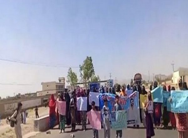World News | Balochistan: Family of 'forcibly Disappeared' Student Organize Protest for His Safe Return