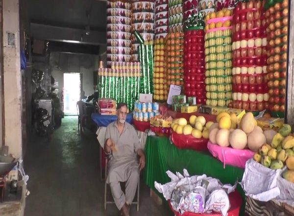 World News | Pak: Residents in Lahore Struggle as Electricity Bills Rise Despite Lower Consumption