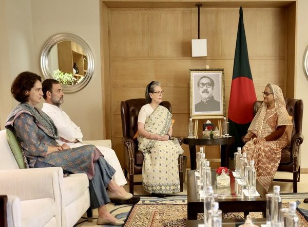 World News | Sonia Gandhi, Rahul, and Priyanka Meet Bangladesh PM Sheikh Hasina After PM Modi's Oath Ceremony