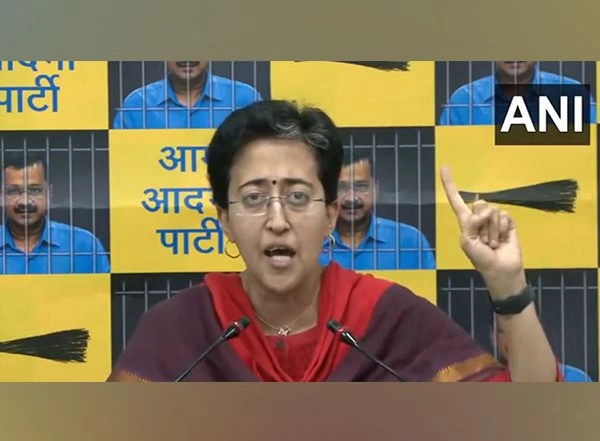 India News | Delhi Water Crisis: AAP Leader Atishi Accuses BJP's Ramesh Bidhuri, Supporters of Vandalising Jal Board Office