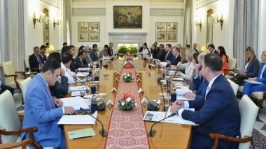 World News | India, US Agree to Step Up Cooperation on Semiconductors, Critical Minerals