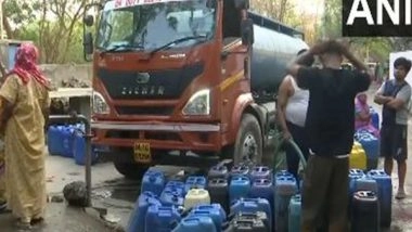 India News | Long Queues Seen at Water Tankers in Delhi