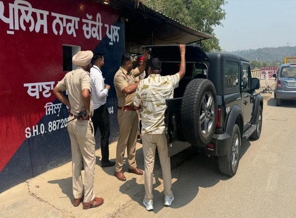 India News | Punjab Police Conducts Checking of Vehicles Across State