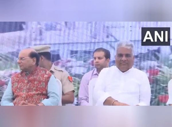 India News | Environment Minister Bhupender Yadav, Delhi L-G Participate in Plantation Drive Under 'Ek Pedh Maa Ke Naam'