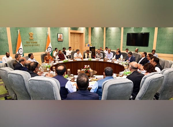 Business News | Industry Suggests FM to Increase Capex, Restructure GST Slabs and Give Relief to Taxpayers