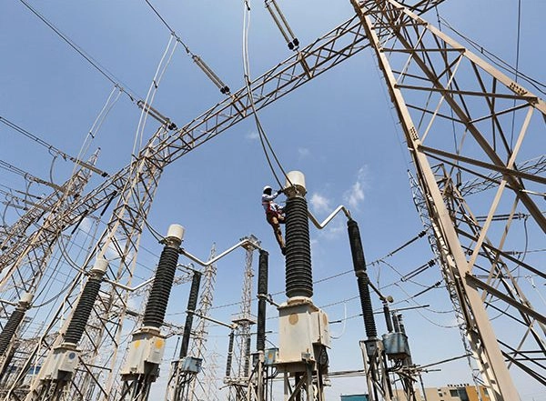 Business News | Jefferies Bullish on Adani as Group Eyes USD 100bn Capex over Next Decade
