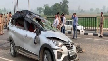 India News | 1 Dead, 5 Injured After Two Cars Collide on Delhi-Lucknow Highway