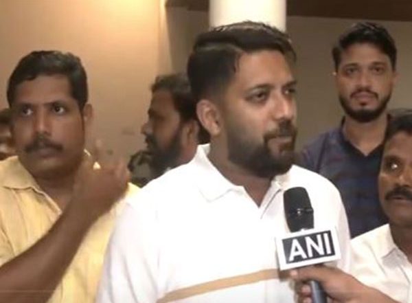 India News | Kerala: Congress MP Hits out at CPI(M) over Decision to Grant Remission to Convicts in TP Chandrasekharan Murder Case