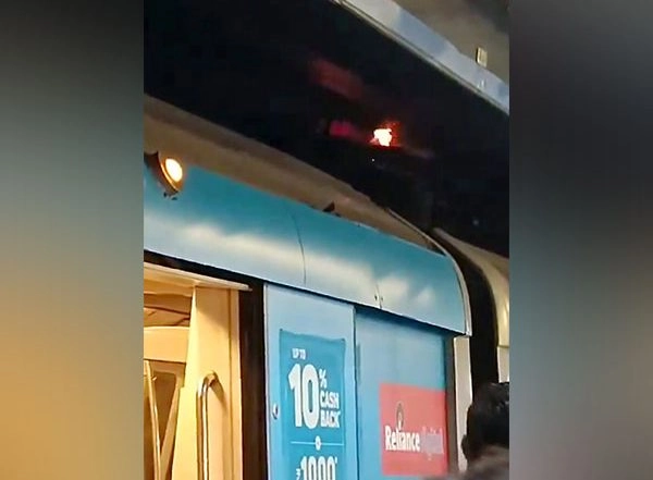 India News | Kolkata Metro Railway Authorities Advance Timing of Experimental Night Services