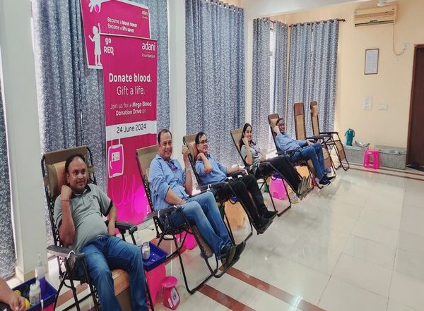 India News | Adani Foundation Organises Nationwide Blood Donation Drive on Gautam Adani's 62nd Birthday
