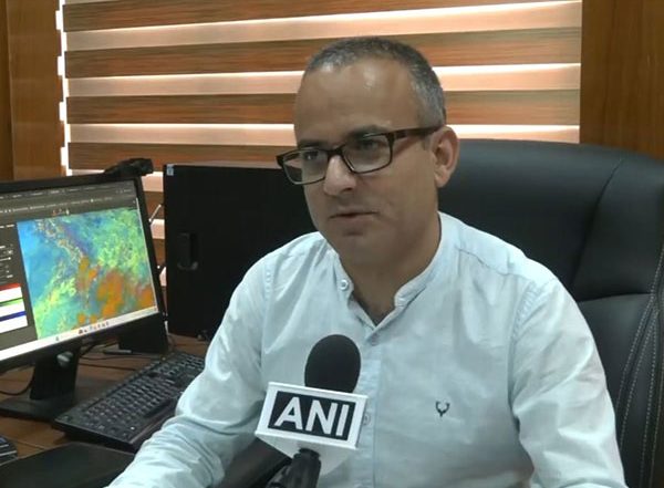 India News | IMD Issues Orange Alert for Rain in Himachal Pradesh over 5 Districts, Yellow Alert for Other Districts
