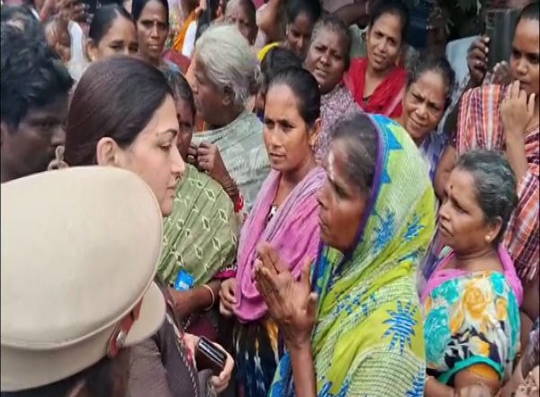 India News | Tamil Nadu: NCW Delegation Meet Families of Victims of Kallakurichi Hooch Tragedy