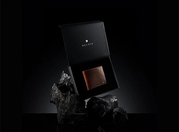 Business News | Delois Revolutionizing Fashion Technology with Innovative Smart Wallets