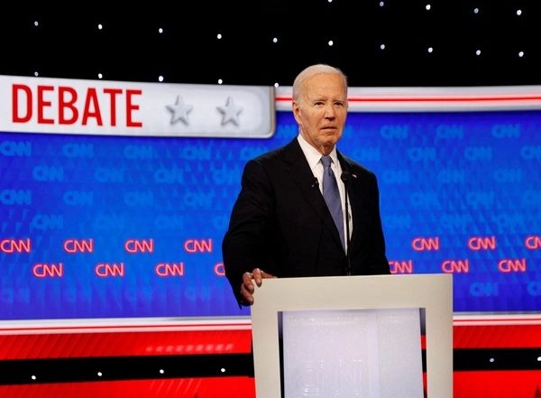 World News | Panicked Democrats Call for Biden to Step Aside After Debate: Report