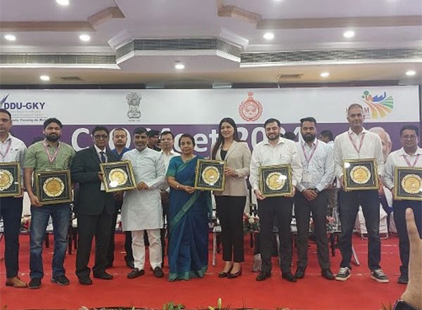Business News | AVPL International Honored with Award of Excellence from HSRLM for Outstanding Performance at CxO Meet